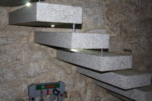 Escalera granito 2